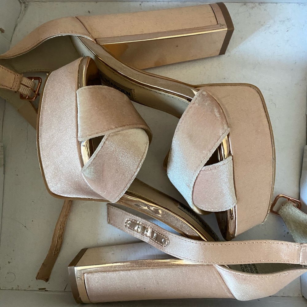 Steve Madden heels